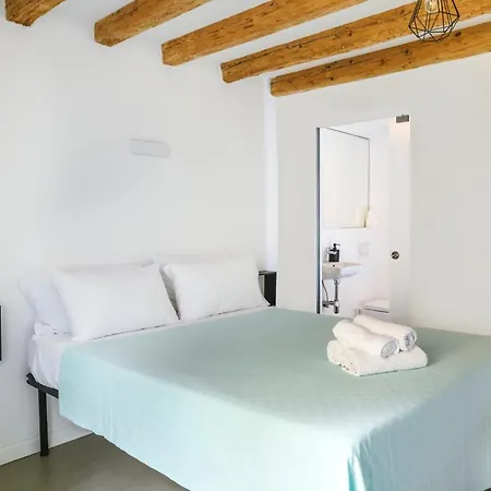 M9 Guest house *